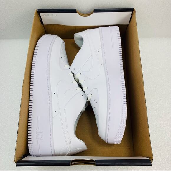 NIKE Air Force 1 Sage Low AR5339-100 White Sneaker Shoes - Women's 11.5 - Picture 10 of 11